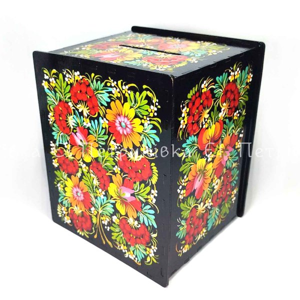 Скарбничка з Петриківським розписом "Букет" (16х20х13 см)