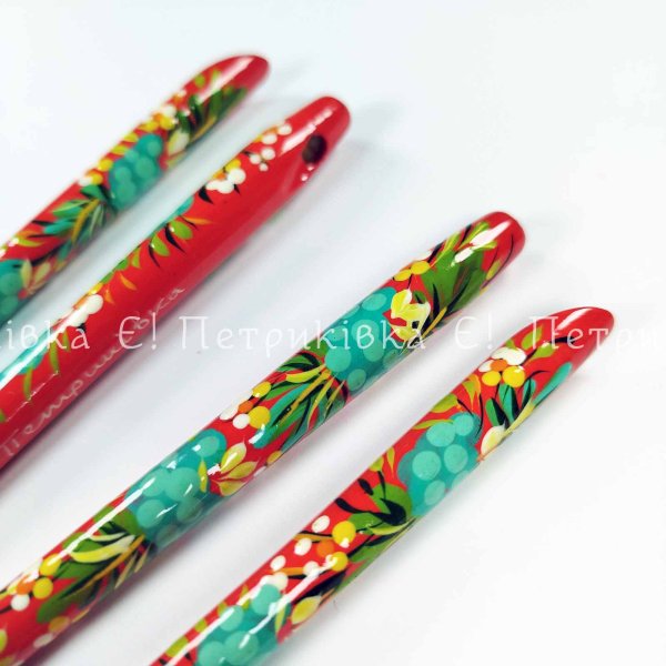 Ручка " Бірюзова калина" на червоному