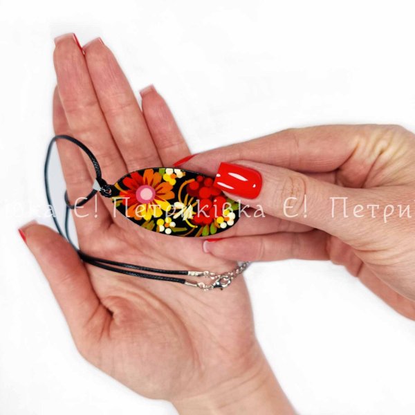 Кулон овальний з Петриківським розписом "Мальва" двосторонній нова фурнітура