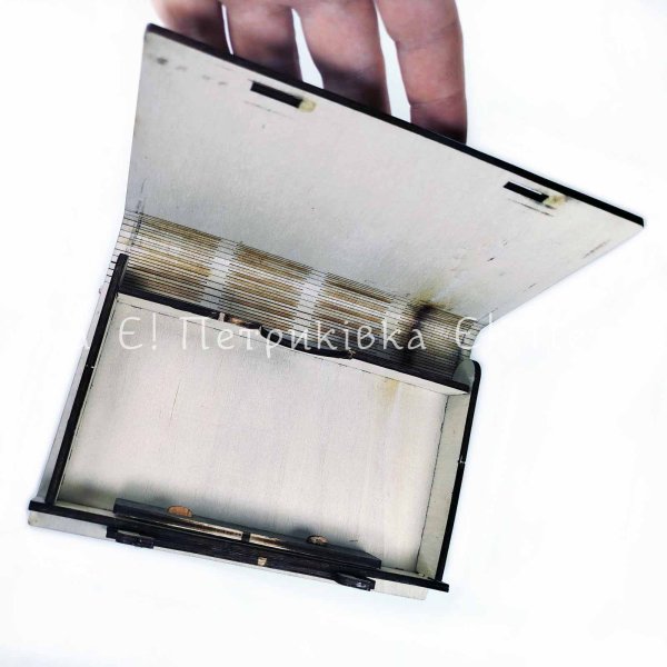 Скринька-купюрниця з Петриківьким розписом "Дивні птахи" ламінований горіх