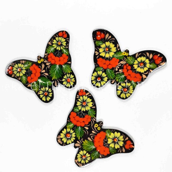 Магнит с Петриковской росписью "Бабочка С глазами" (ширина 9 см)