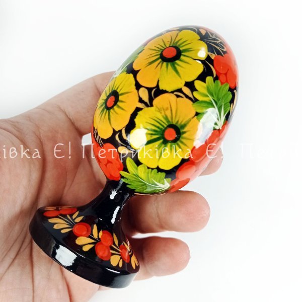 Яйце (висота 10 см) з Петриківським розписом  на ніжці "Півник в помаранчевих квітах"